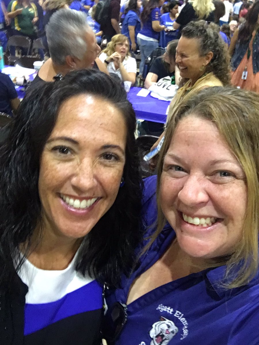 #welcomebacksjusd with <a href="/MeganCopeElm/">Megan Cope Elm</a> principal.