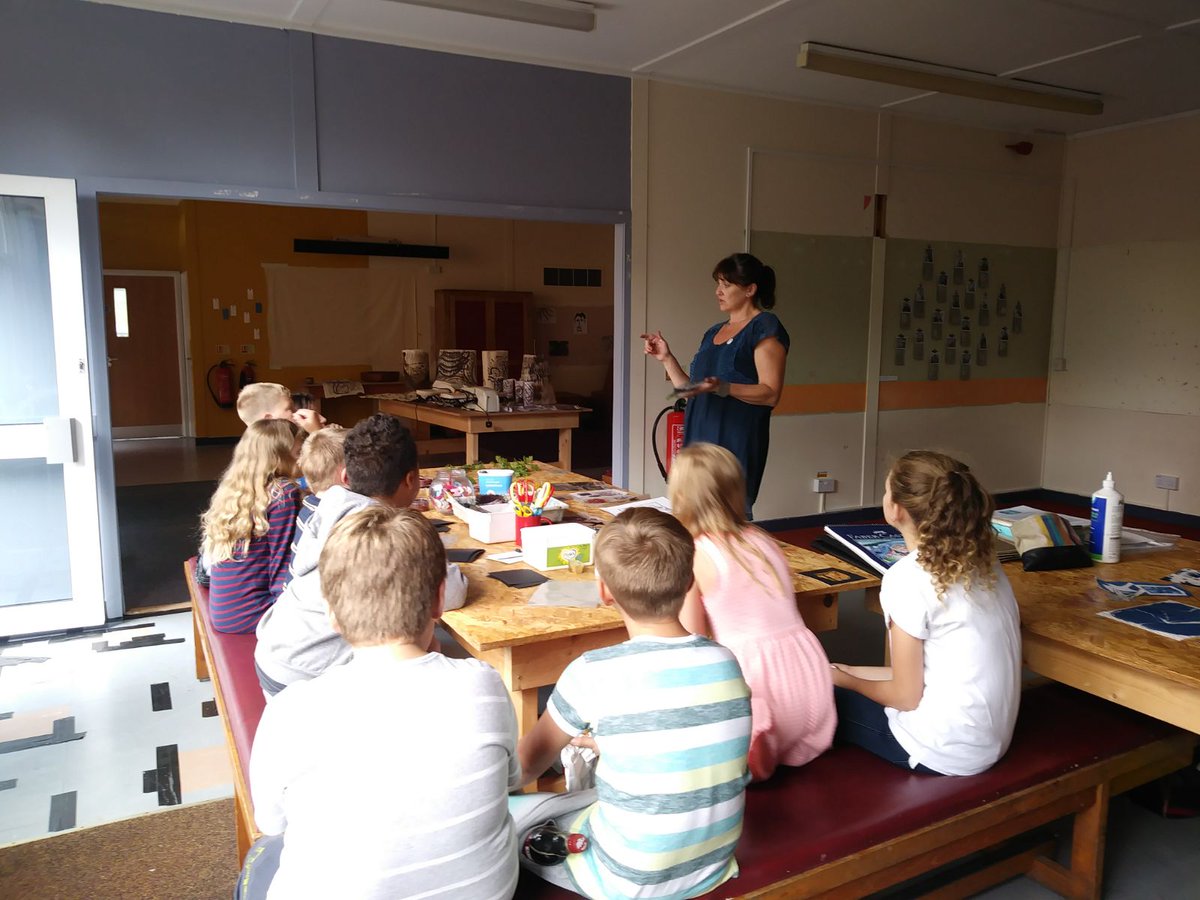 ArtesMundi's tweet photo. Today at #thetrebanogproject making cyanotype prints with Cath Lewis https://t.co/tAZuqAQ9Jj