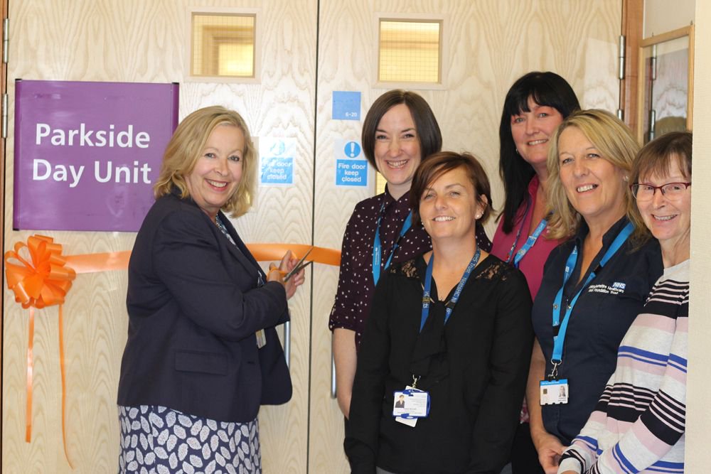 NottsHealthcare's tweet image. Our Parkside Day Unit for older people&apos;s #mentalhealth has had a makeover!  socsi.in/HDl6t