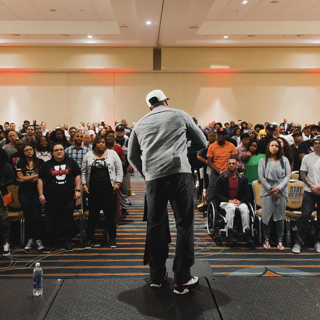 Ericthomasbtc's tweet photo. Don't wait for it to happen, MAKE it happen!
https://t.co/gaGkGPAdYs https://t.co/cAtm3vQcwl