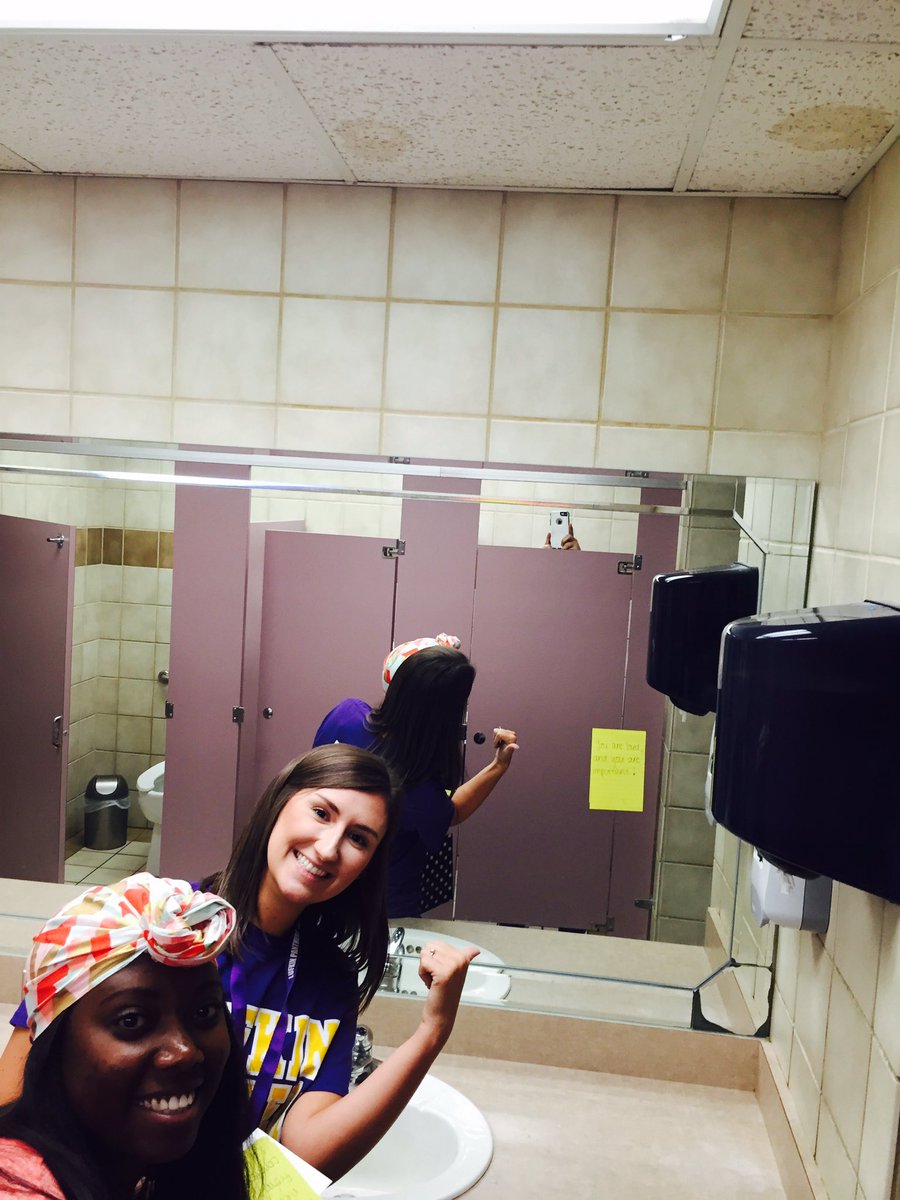 carlasmith817's tweet photo. Positive notes at the City of Lufkin #LufkinLoves #DGB  #DunbarTigerPride https://t.co/Qu4FsBAqqa