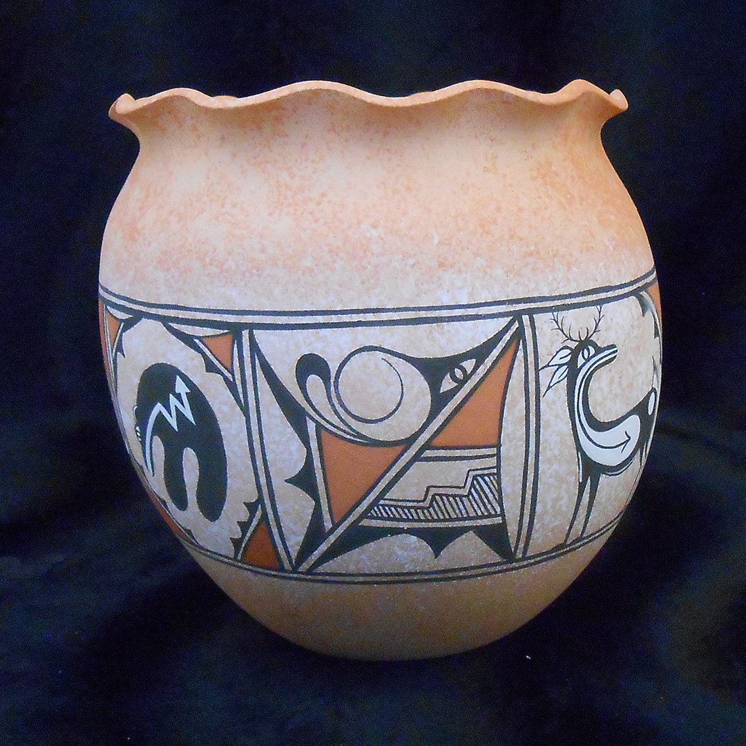 NMPotteryCo's tweet photo. These Zuni pots are one of a kind. Hand coiled and hand painted by local Zuni artist Tony Lorenzo. https://t.co/bzboDozpsr #Zuni #HandCoiled https://t.co/80qc9fuGeH