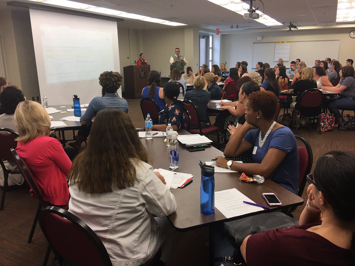 FLCasablanca's tweet photo. CT leaders at work planning for the new school year #ctroadmap @FCPSR3 @cwlatham @GinaAmenta https://t.co/We8CFG60iR