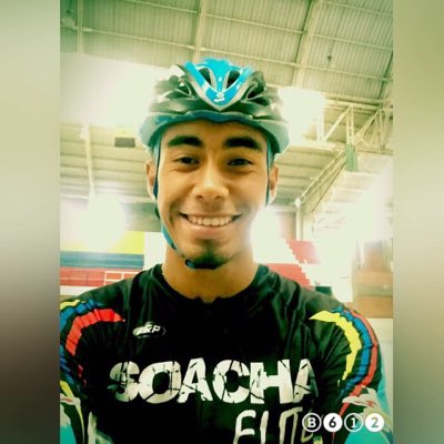 maiky_apple's tweet photo. #NuevaFotoDePerfil https://t.co/48vHd7adS6