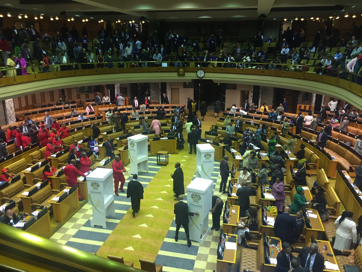 [LIVE BLOG] #SecretBallot Results: bit.ly/2vib1Cd

384 votes cast 
177 Yes
198 No
9 Abstain

#ZumaVote