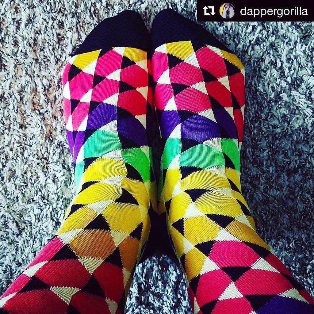 BallonetSocks's tweet photo. #Repost @dappergorilla ๐บ๐ธ๐
Today's geometry or rather socks from #Ballonet #socks #london #sockswag #socksofinstaโฆ https://t.co/NvXf9kaBYV https://t.co/kPB4XiJo8S