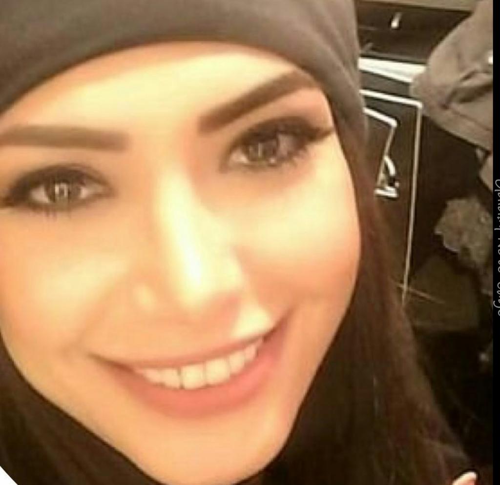 sema_semanaz's tweet photo. Sana gulmek yakisiyor guzel kadim 😍🤗#didemdelen https://t.co/YWUXYXO02c