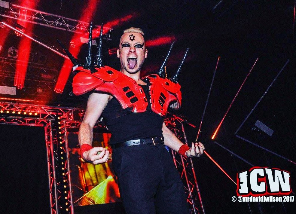ThatWeeMan's tweet photo. Heidenreich eat your heart out. #ICW #SHP4 https://t.co/xq7nYtV6pl