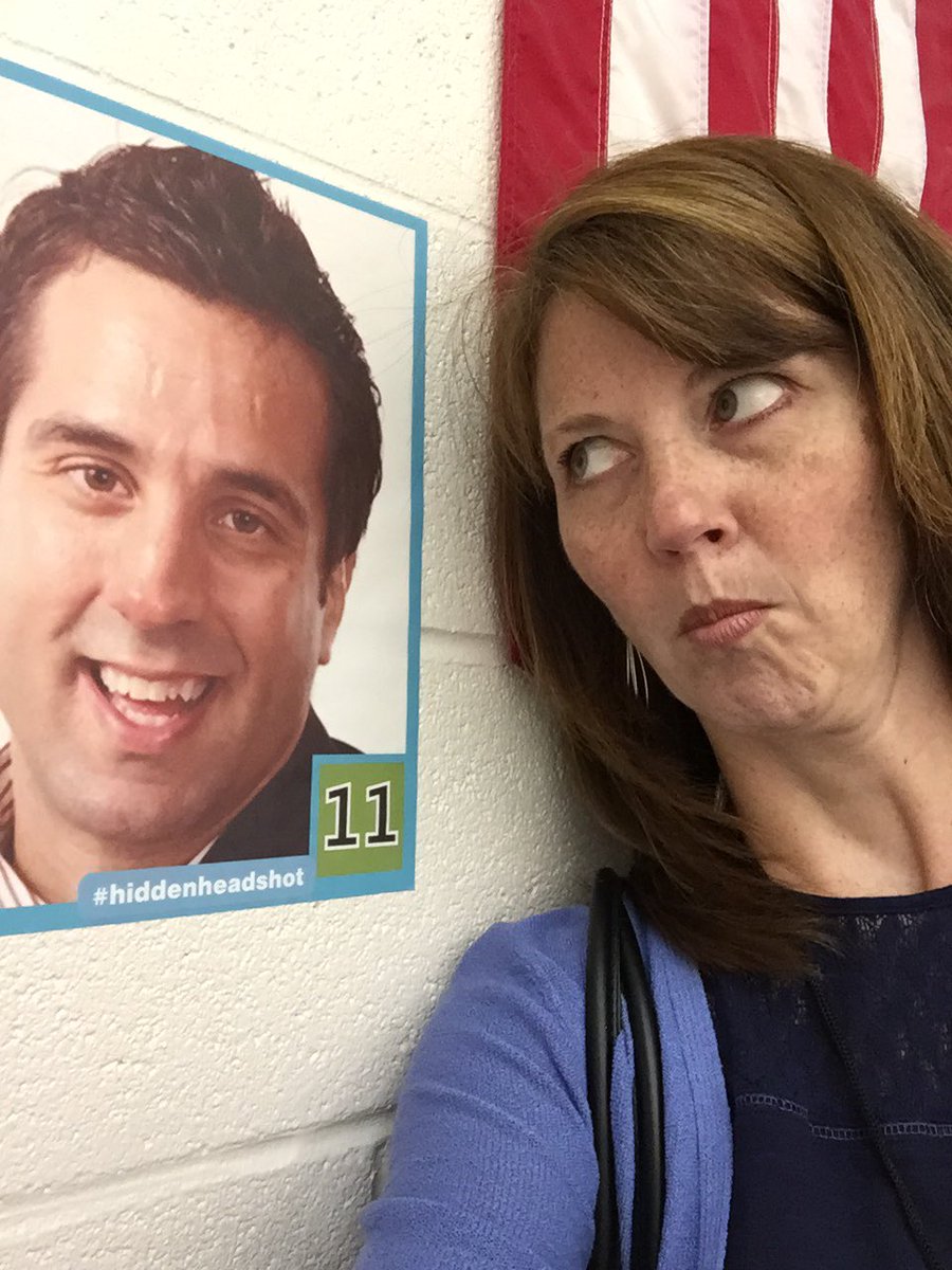 AudreyGorman84's tweet photo. #hiddenheadshot https://t.co/ScL3xIyJKR
