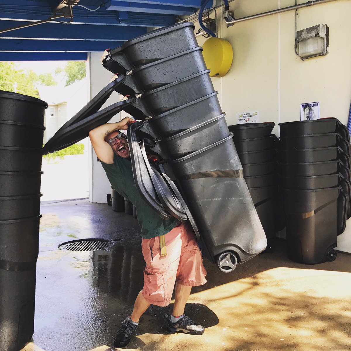 HighFiveProgram's tweet photo. These clean cans are headed to the #kdlsuperparty on Saturday for a day of bands, beer, bikes, & BBQ! ππΈπ»π΄ββοΈπ#lesstrashmorefun https://t.co/pgeQlTO7sm