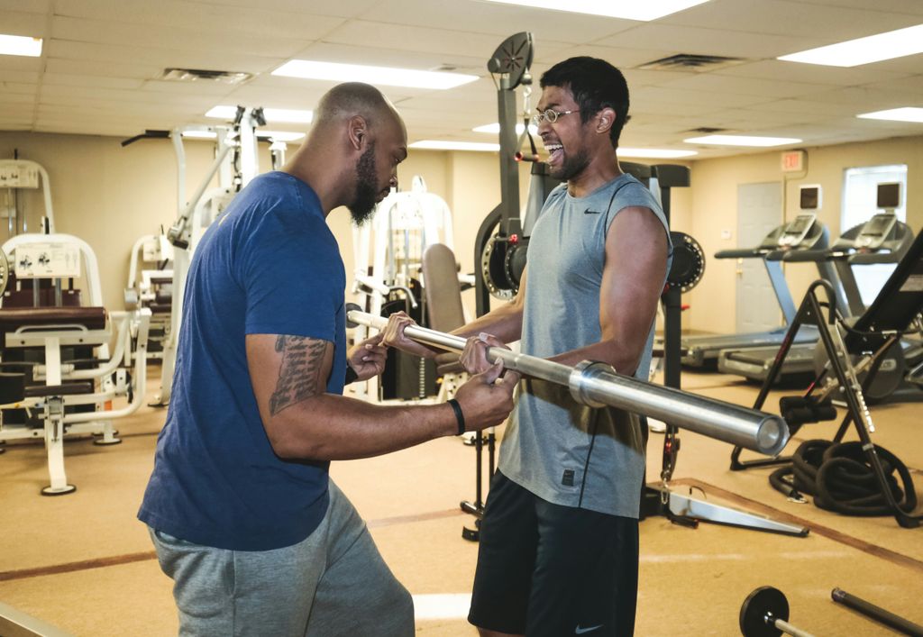 aplusfitnessokc's tweet photo. Training with Master Personal Trainer Roderick Benman. A+ Fitness LLC https://t.co/4zOLET5KBr 
#TrainingDoneRight #ProperFormIsEverything https://t.co/lVUVSxILYG
