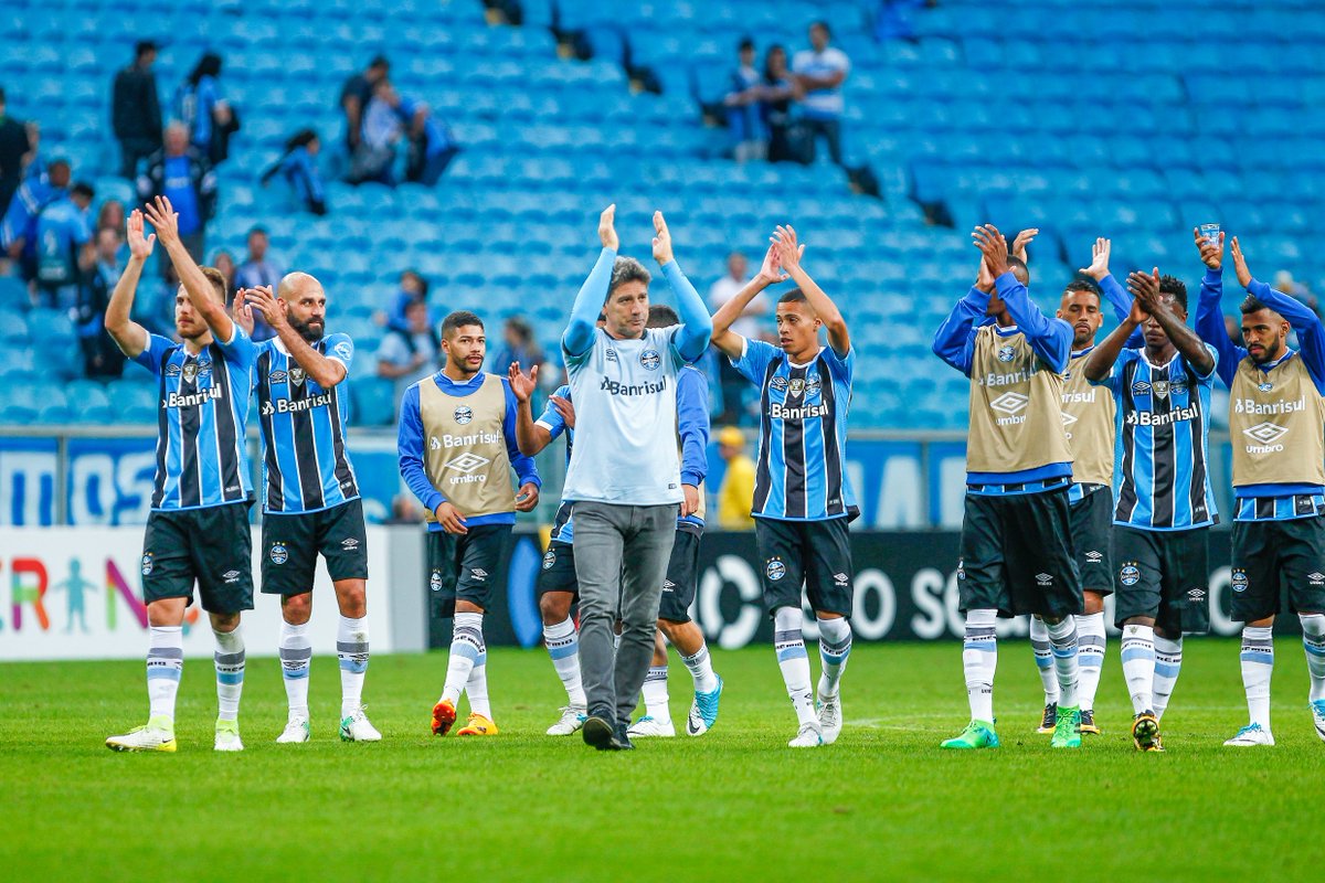 Gremio's tweet photo. Somos o 8º melhor Clube do mundo na atualidade, enquanto Renato é o 11º melhor treinador, segundo o @Worldrankings: https://t.co/fHRXH7jUfm https://t.co/lvUs66QjUP