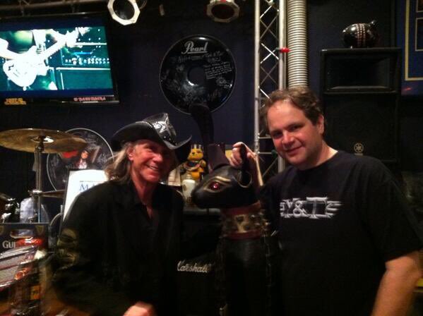 Wishing Eddie Trunk 
Happy Birthday today!!
All the best from Helix!!
Rock You!! 