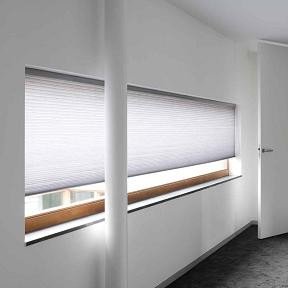 interieur_idee's tweet photo. Ken je “duette gordijnen” al? Isolerend &amp; perfecte raambekleding voor afwijkende ramen https://t.co/vr5GKWXC0U https://t.co/oD6j2nOWzK