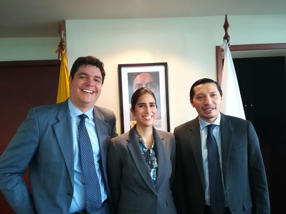SENADI_Ecuador's tweet photo. #IEPIaporta:
@pscevallos recibió a Esteban Donoso de @ProHumanoGenere para hablar sobre la implementación de los #ADPICS. https://t.co/0BO7GiAgxi