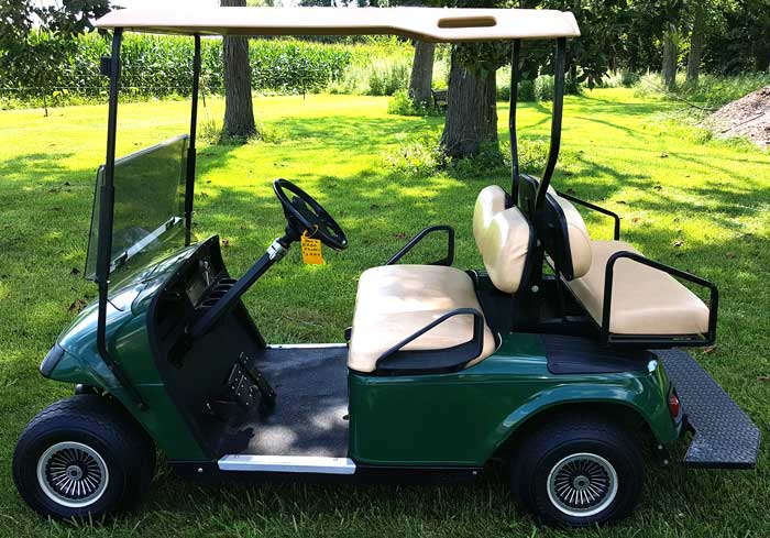 TippCityGolfCar's tweet photo. 2002 #EZGO Electric Street Ready #GolfCart Super Clean Great cart ready to go!! https://t.co/hwAYEhP9An