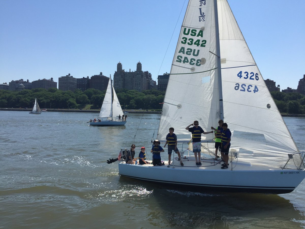 sailingnyc's tweet photo. Fall After School Kids Sailing REGISTRATION NOW OPEN https://t.co/qk5Owd8NA5 https://t.co/raerbbugkH