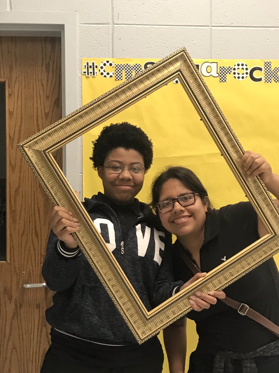 AWCMSFBLA's tweet photo. CMS FBLA Rocks the first day of school! #cmsfblarocks #gafbla #buildingbridges https://t.co/f8WFOBwyrj