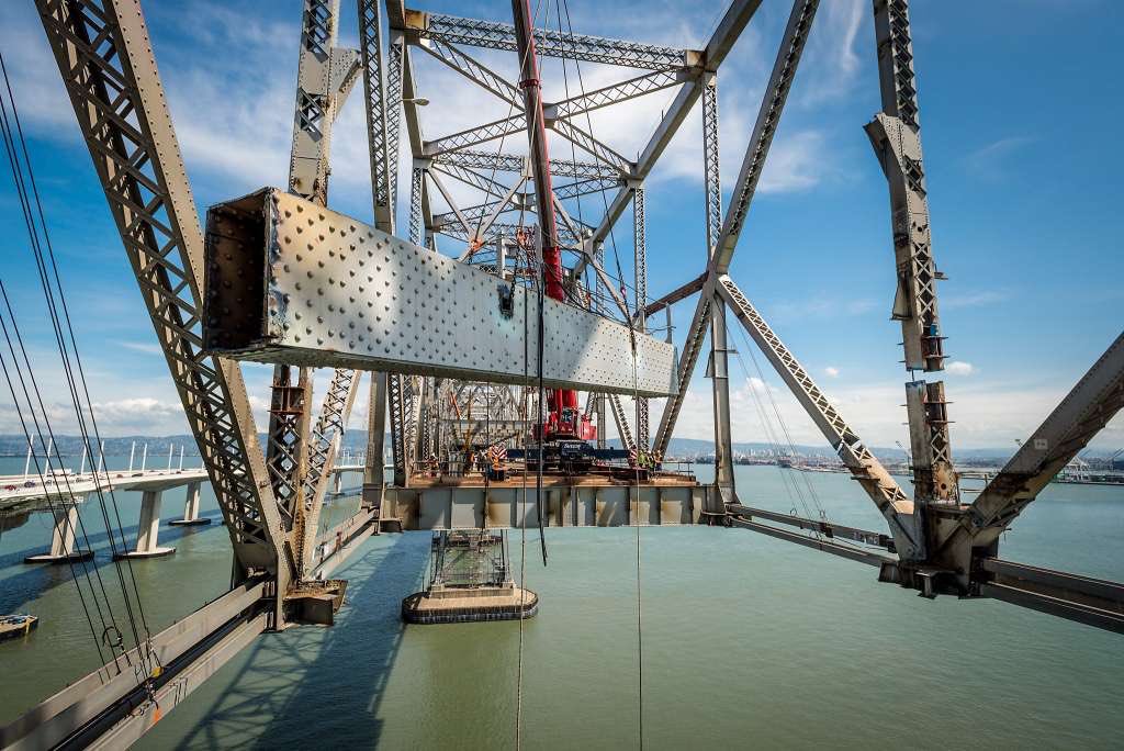 BrodieBz's tweet photo. Unbelievable news: just got word that NBC Sports will obtain steel from the old Bay Bridge to make &amp; award a "Battle of the Bay" trophy! https://t.co/59Kq6K456K