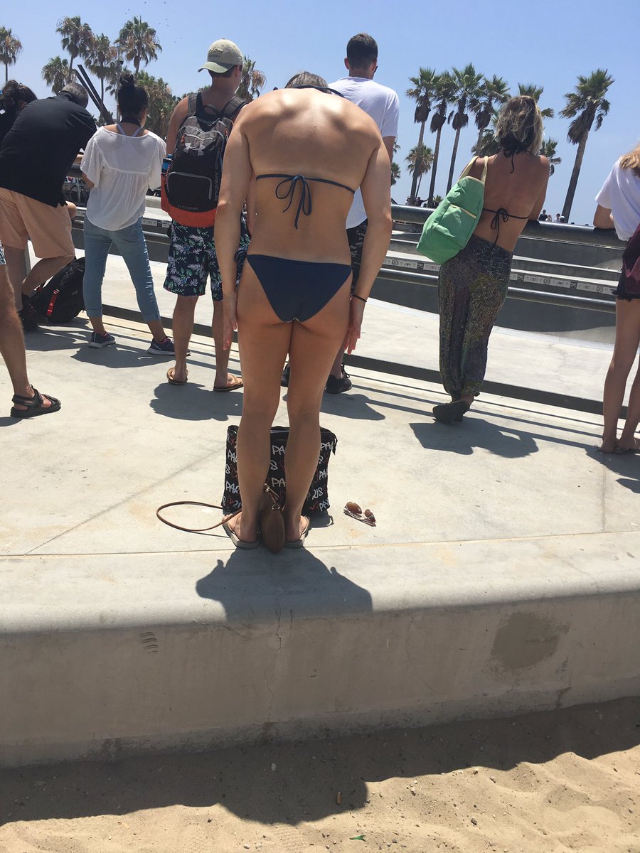 Beach__Creep's tweet photo. #CollegeCutie #CollegeBooty #VeniceBeachCreep #BeachCreep https://t.co/VjzvbtSDbv