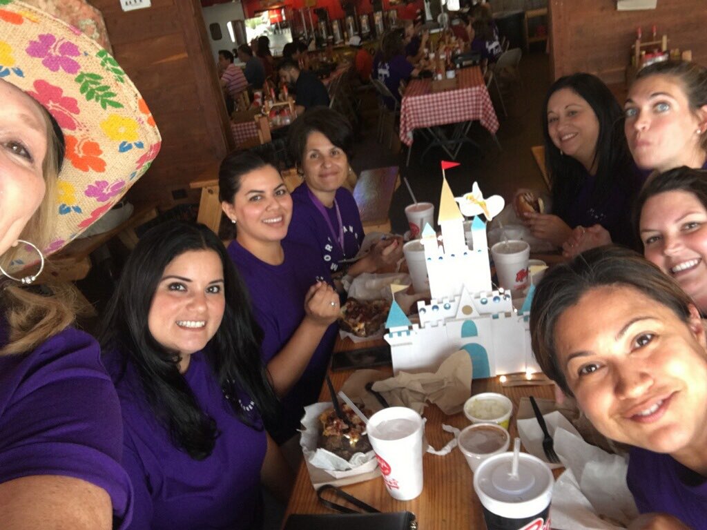 4th grade team lunch <a href="/rudysbbq/">Rudy's Bar-B-Q</a> #WWofMRE