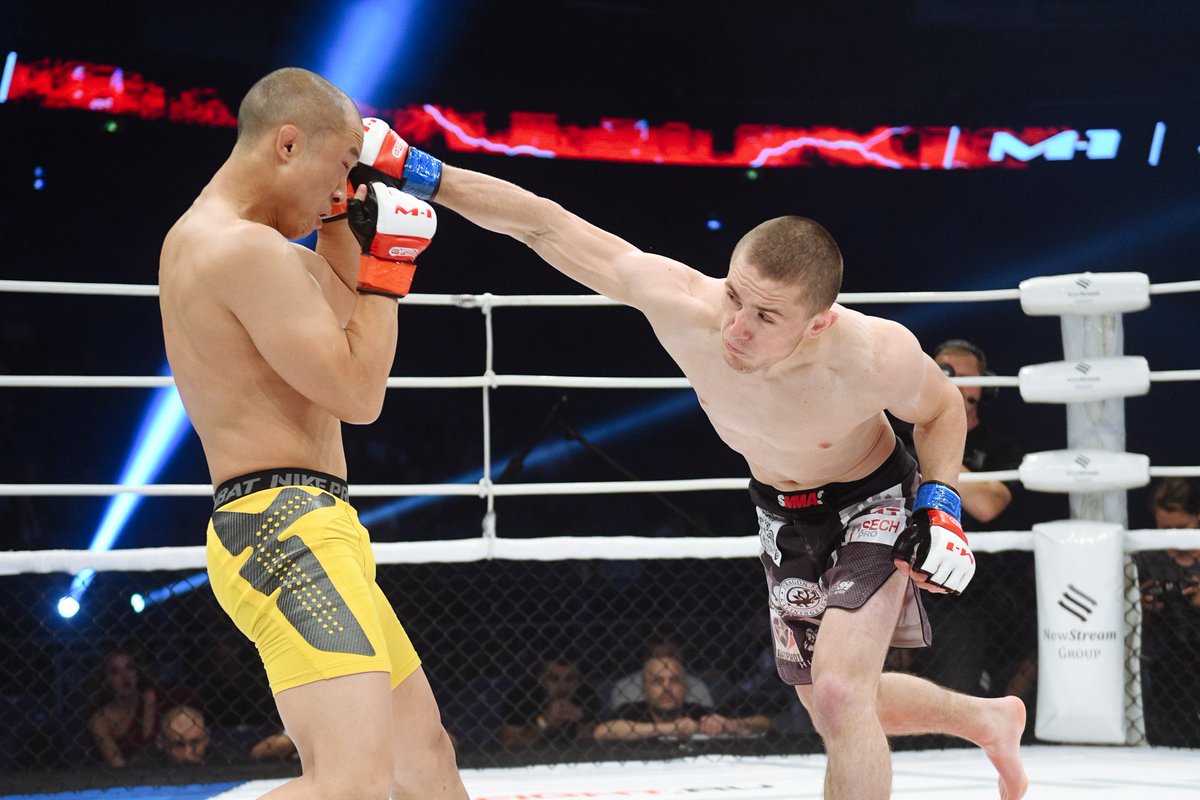 M1GlobalNews's tweet photo. #M1Challenge82 best photos. Watch all fights in FullHD on https://t.co/CM8RtDybiT https://t.co/uo7pZ09lUz