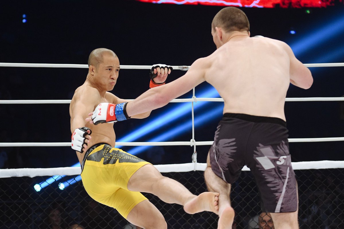 M1GlobalNews's tweet photo. #M1Challenge82 best photos. Watch all fights in FullHD on https://t.co/CM8RtDybiT https://t.co/uo7pZ09lUz