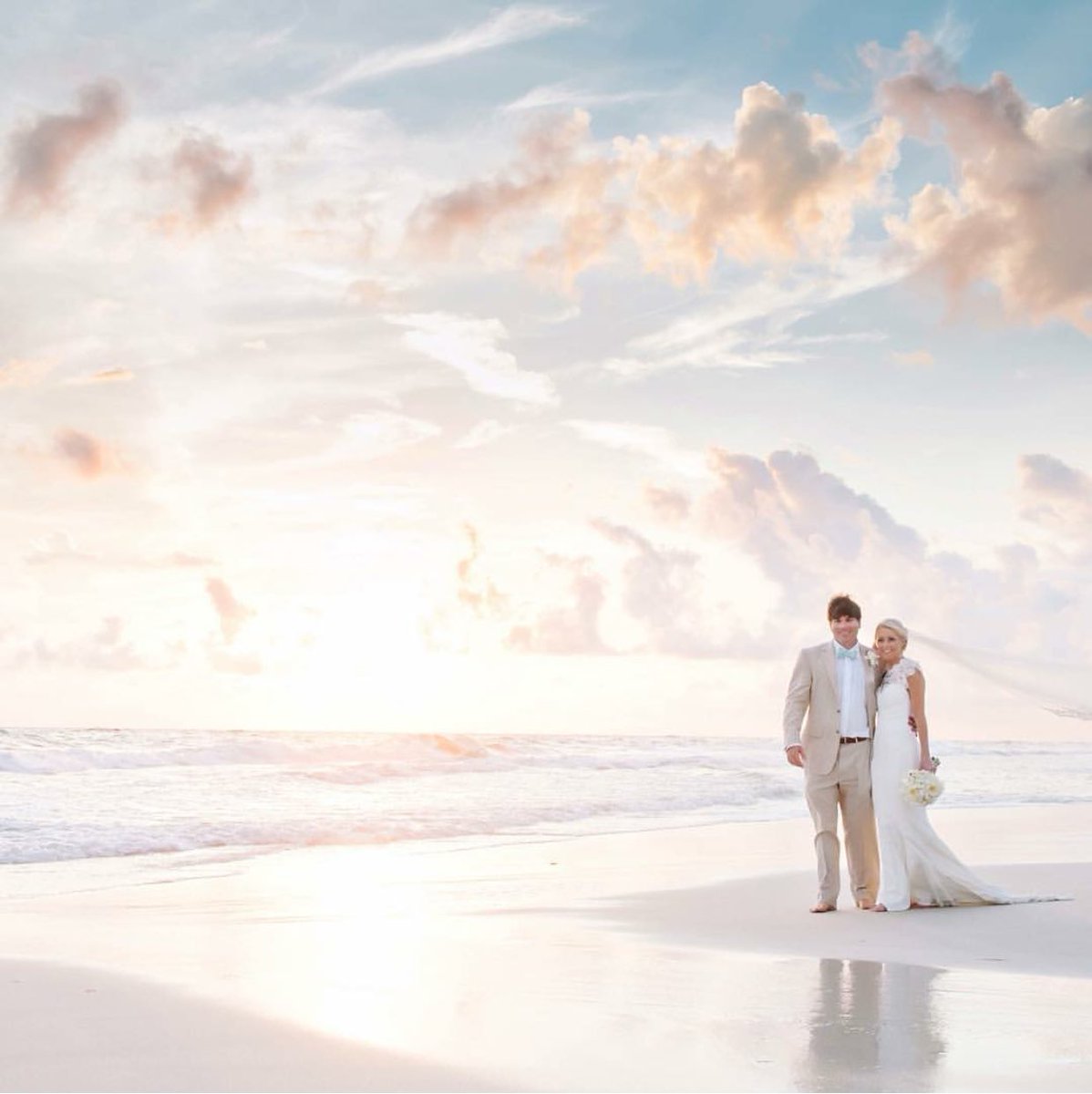 30a Wedding Co. tweet media