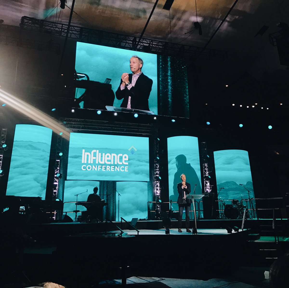 rivervalleymn's tweet photo. Big shout out to Pastor @robketterling speaking at @AG_USA #GC17 today, encouraging thousands of people from all over the world! https://t.co/BvRkZ9MWRt