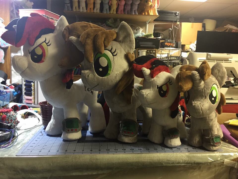 emberfallplush's tweet photo. Pipbucks for everyone! #blackjack #falloutequestria #foe #unicorn #mare #mlp #plushies #littlepip #pip #pipbuck #finishedplushies #emberfall https://t.co/toaa2gfREQ