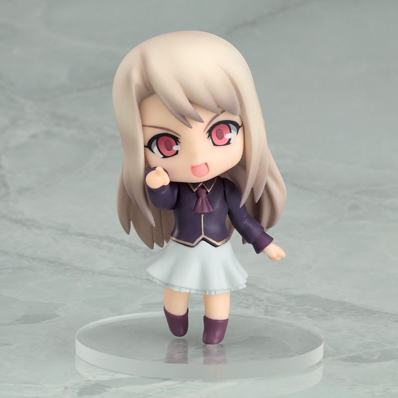 illya nendoroid petite (she is angry &amp; she is pointing!!!)