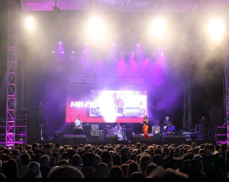 Aquí os dejo algunas fotos del concierto en #Baiona #Melody #Concierto #Música #España #Music #Show #Galicia #MelodyOficial