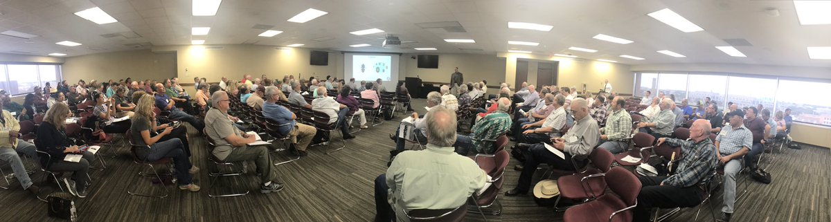 ttomascik's tweet photo. Big crowd for Cattle Fever Tick talk at #BeefCattleShortCourse https://t.co/oY8gygXOQI