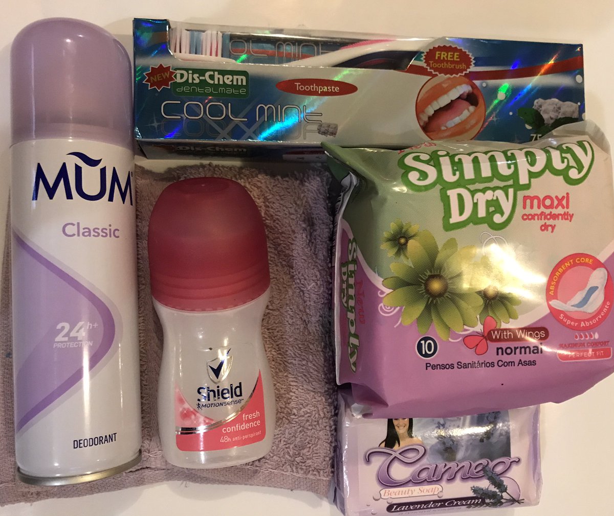 Boss_LadySA's tweet photo. Care pack + Contents! #WDCPD #helpinspiresgreatness @WomenStuffZA @SocialSA_ @trendinaliaZA @SocialTrendsZA @GoSocialSA https://t.co/UKz8Vzlw1N