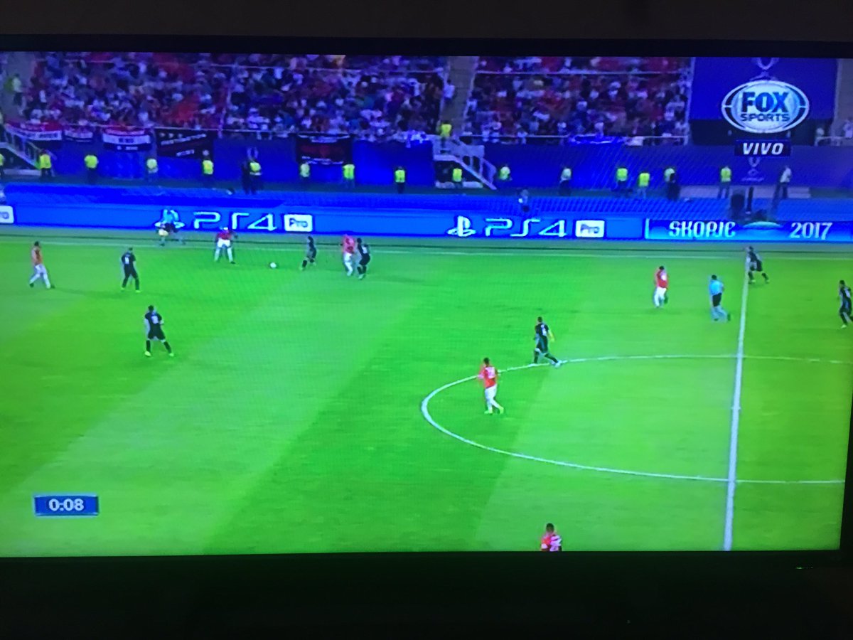 TigresTam's tweet photo. Incomparables, antes del partido de nuestros @TigresOficial empezamos con el #martesdefutbol viendo un buen partido. #SomosTigres https://t.co/ZwDanh8Sa5