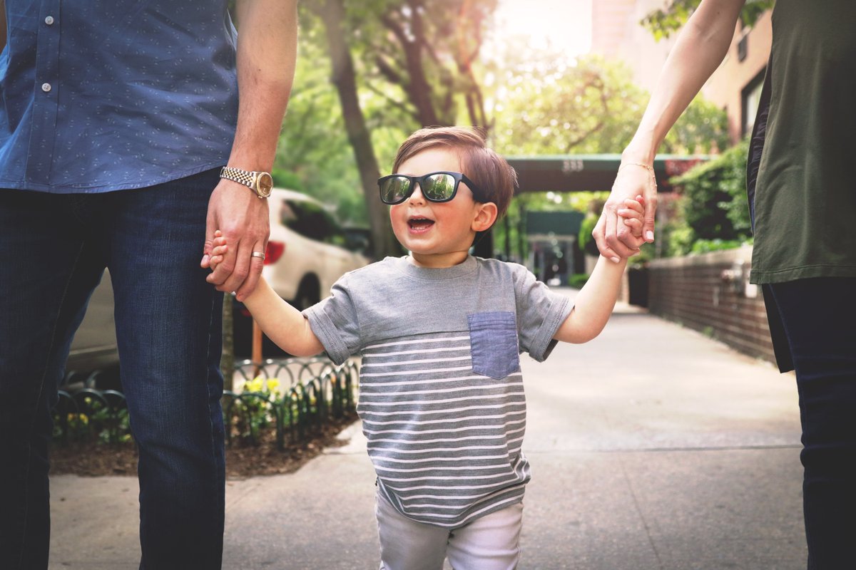 filmsharestudio's tweet photo. Lucas is rocking his shades this summer and is ready to be a big brother! 

#Adorable https://t.co/WD6eJHu9bZ