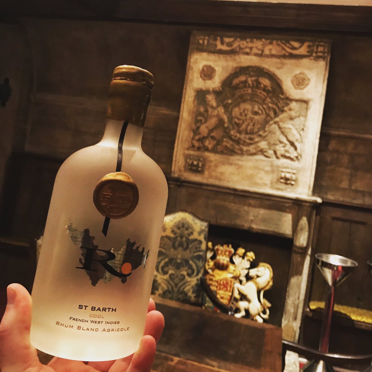 DrinksEnthusist's tweet image. Amazing time at @Fortnums hosting two staff training sessions within their crypt with @RhumStBarth! #rhum #work #london #training