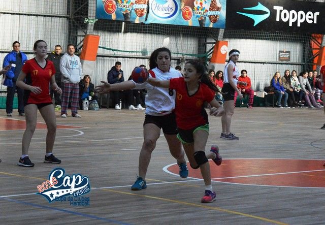 CAPeventos's tweet photo. #CopaDeClubes Handball 19/22 Ago 2017 -Fotos de la edición anterior-Info: https://t.co/7rnapNOhzh  

#Handball #Andebol #TorneoInternacional https://t.co/YdvZWn1Yrn