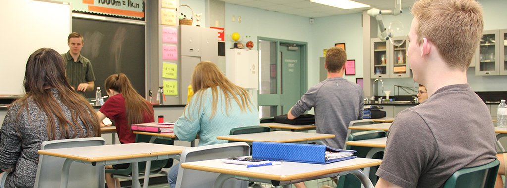Mark your calendar for elementary and secondary school registration dates. Classes start Tuesday, Sept. 5: lkdsb.net/Board/Registra…