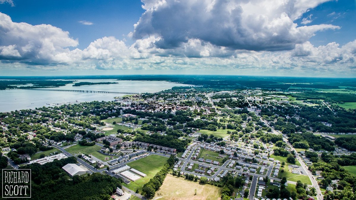 RichardScottIAM's tweet photo. Cambridge, MD https://t.co/vNB5TLhRX3 #cambridgemd #dorchestercountymd #delmarva #maryland #drone #aerialphotography #beautifulclouds #dji https://t.co/bwayUFYjoH
