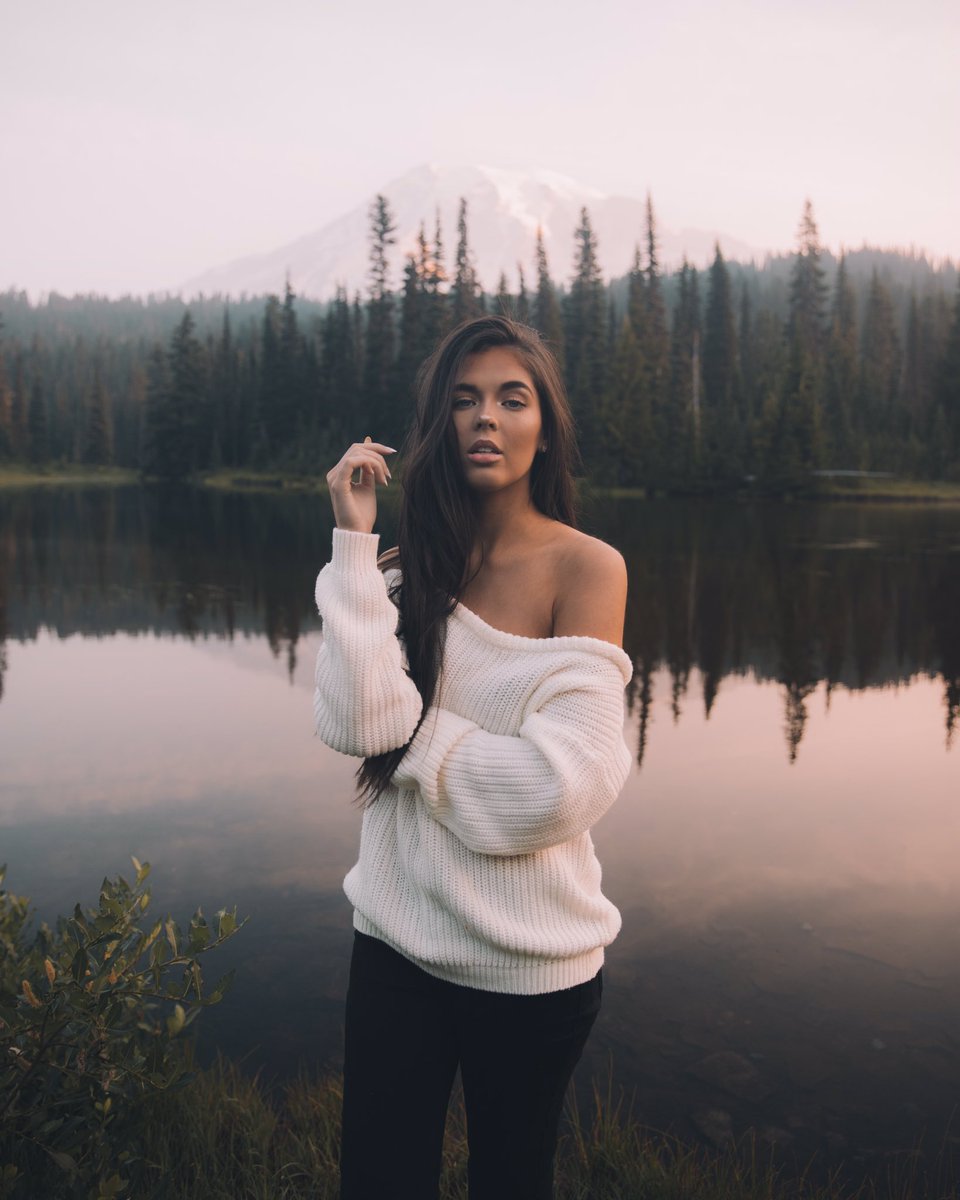 RobStrok's tweet photo. First time exploring Mount Rainier this year 🌲 https://t.co/qkRmTXPmmK