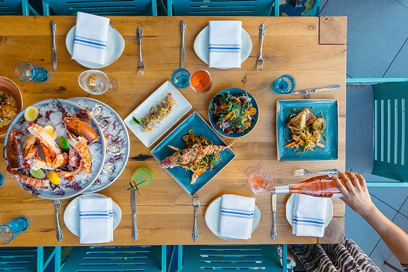 honolulumag's tweet photo. Take a first look at @HerringboneWK in the International Market Place: https://t.co/BxJqeQ5wKX https://t.co/XkRUvrlAKz