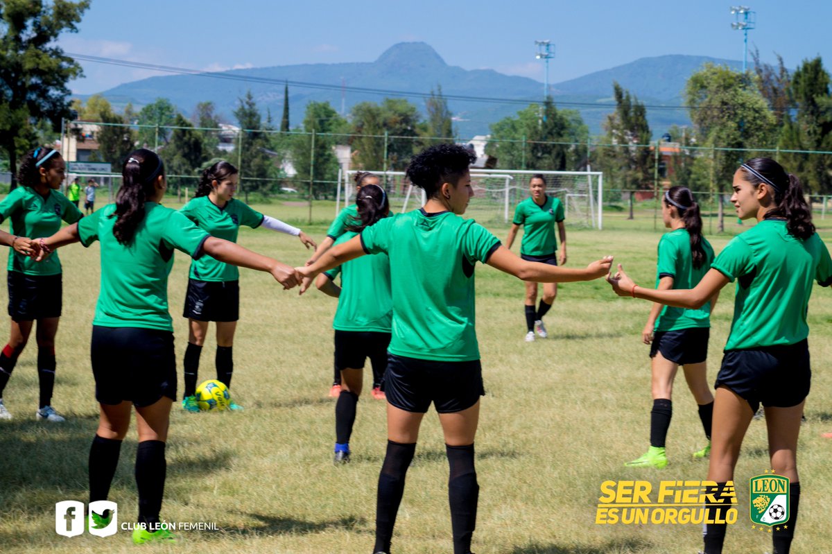 clubleonfemenil's tweet photo. Nos preparamos para nuestro partido ante Atlas. El próximo viernes vamos por la victoria. ¡Nos vemos en el Estadio! #SerFieaEsUnOrgullo https://t.co/meOWDF27Yq
