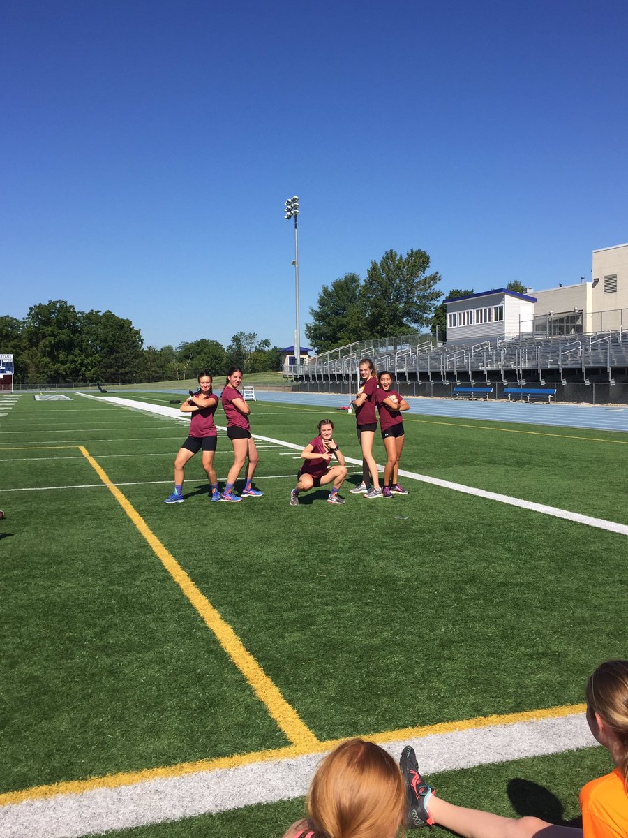 PVGXC's tweet photo. Twin-tempo Tuesday was a super great day! Love the energy and positivity of this team! #toomuchfun #fearlesslyfun https://t.co/ZfozDT5Ksm