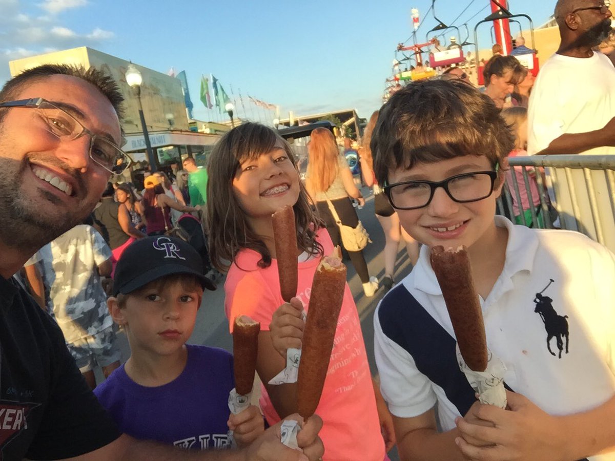 Pettet22's tweet photo. Great night at the Indiana State Fair! Kids have never missed a state fair! #elephantear #corndog #milkshakes #LotsOfAnimals #greattime https://t.co/4xYjujESlt