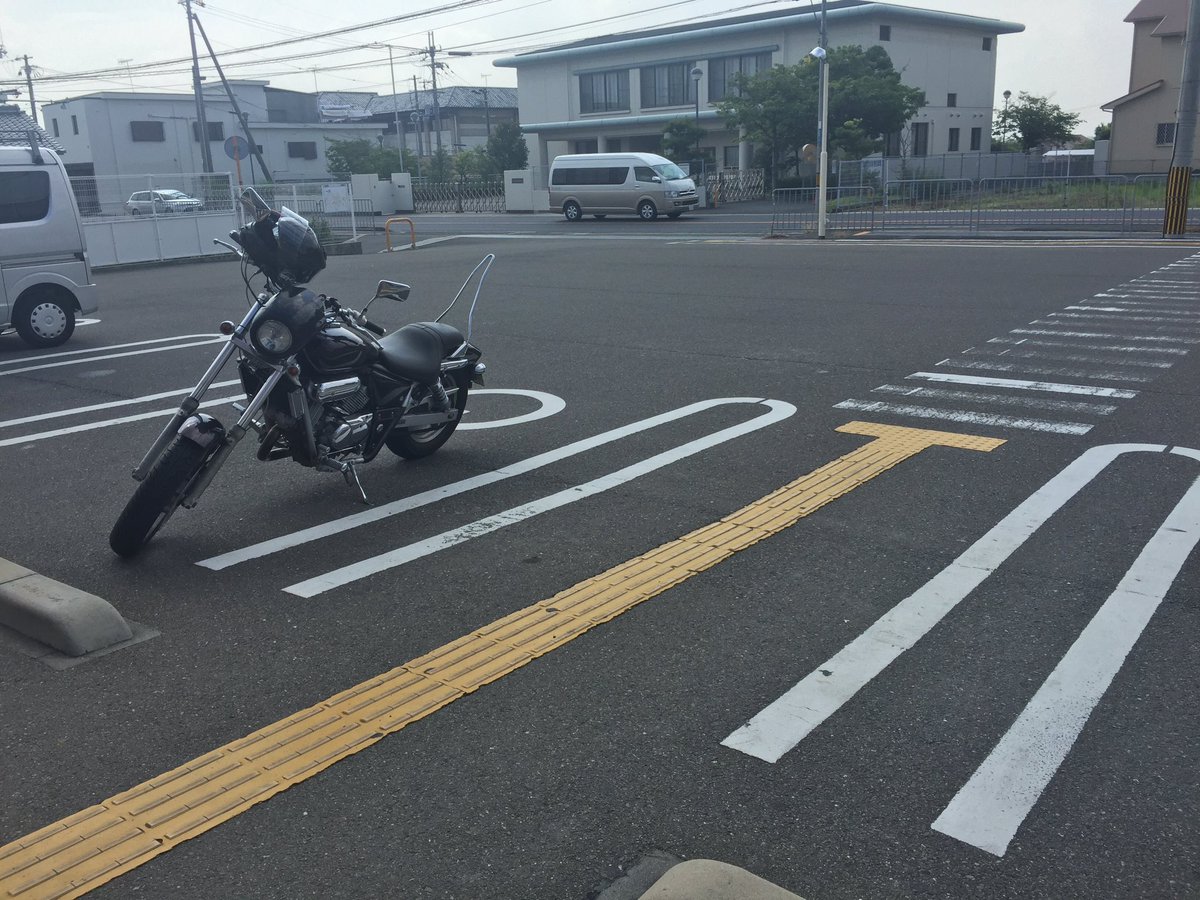 YnUgfi's tweet photo. 針向かってるなう笑
とりあえずコンビニで休憩笑 https://t.co/a18EKzbD6Y
