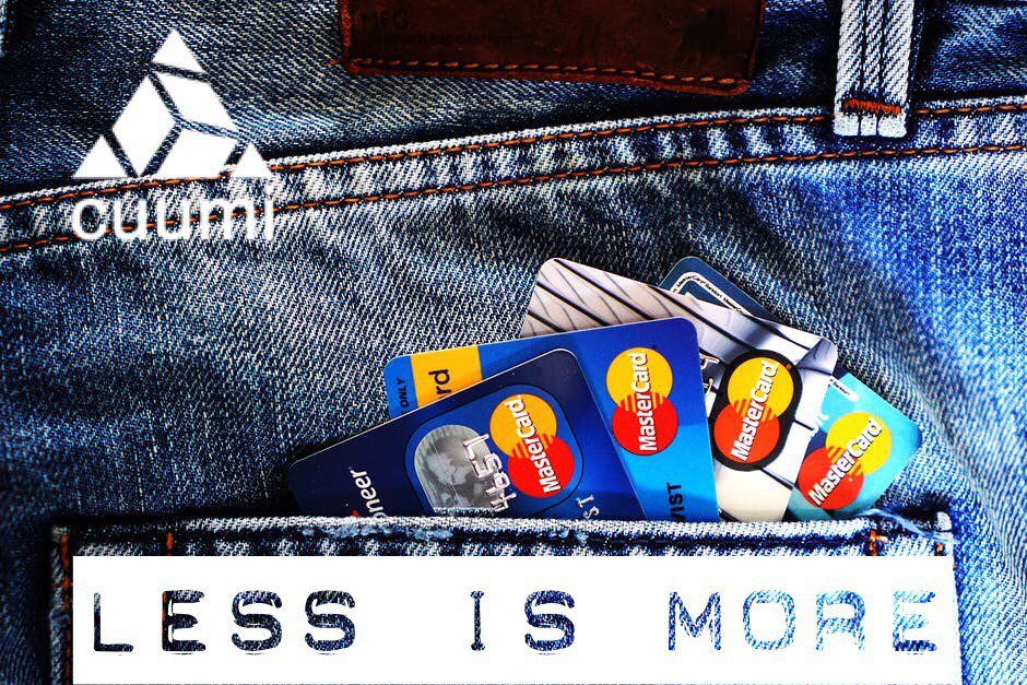 Cuumiapp's tweet photo. For some things in life, less is more..The average credit card holder has 3.5 credit cards, according to the Federal Reserve.#youonlyneedone https://t.co/YxHpYE4ABm