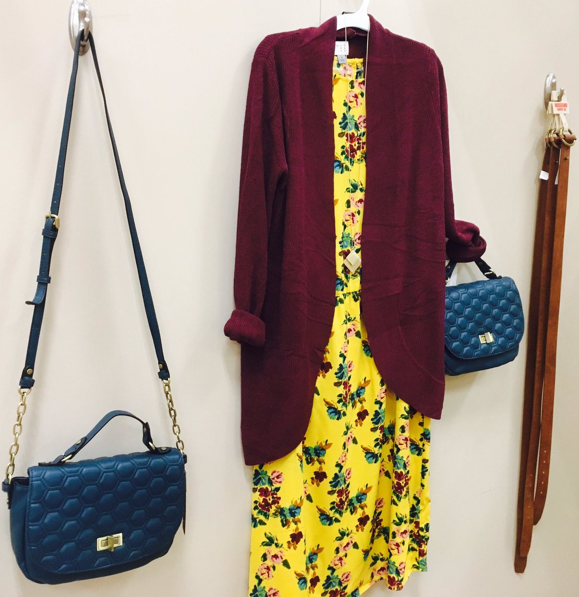 Outfitting #ANewDay in the fitting room! #T1484 <a href="/karlihellam/">Karli Hellam VM</a> <a href="/Caitlyn_E_S/">Caitlyn Kueker</a> <a href="/StephHelvie/">Steph</a> <a href="/JenieBrisson/">Jenie Brisson</a>