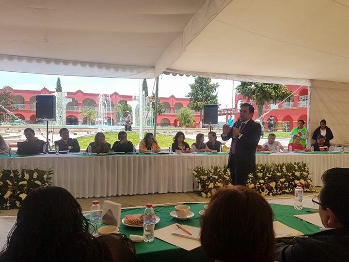 evelyn_osornio_'s tweet photo. Junto a mis amigos de la @redsindicosmx continuamos capacitándonos p/beneficio de los #mexiquenses, gracias amiga @valeriivc por recibirnos https://t.co/et114oG6uA