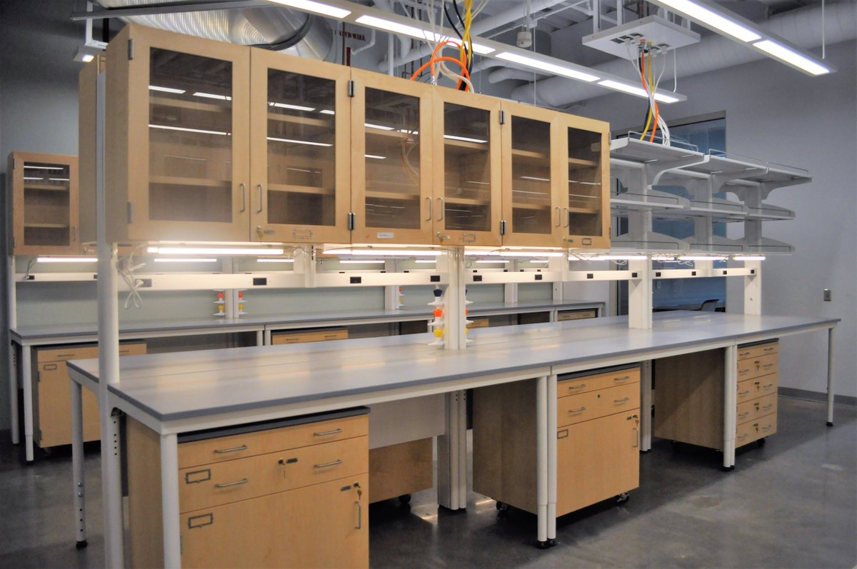 NexlabI's tweet image. We are excited for the students at Auburn University who will enjoy this brand new Pharmaceutical Research Building this fall! #LabCasework